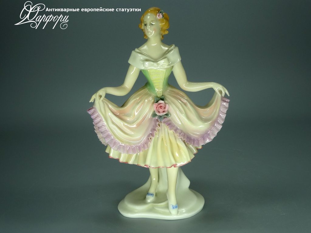 Купить фарфоровую статуэтку KARL ENS Девушка в реверансе